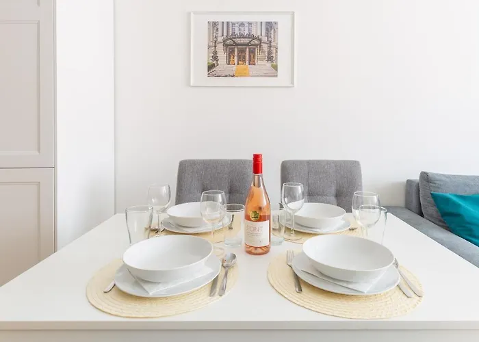 Cozy 3-bedroom In The Heart Of Apartman Budapest