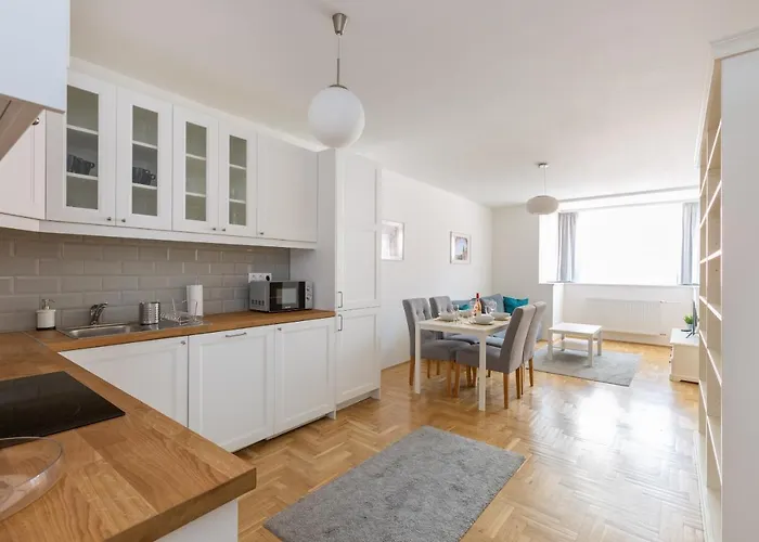 Apartman Cozy 3-bedroom In The Heart Of Budapest