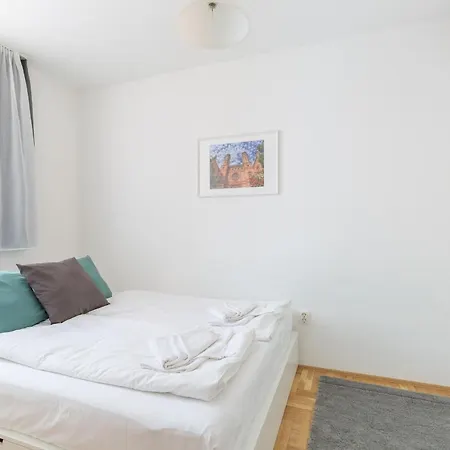 Cozy 3-bedroom In The Heart Of 부다페스트